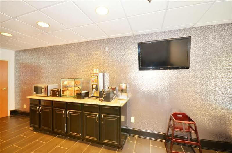 Best Western Commerce Inn Экстерьер фото